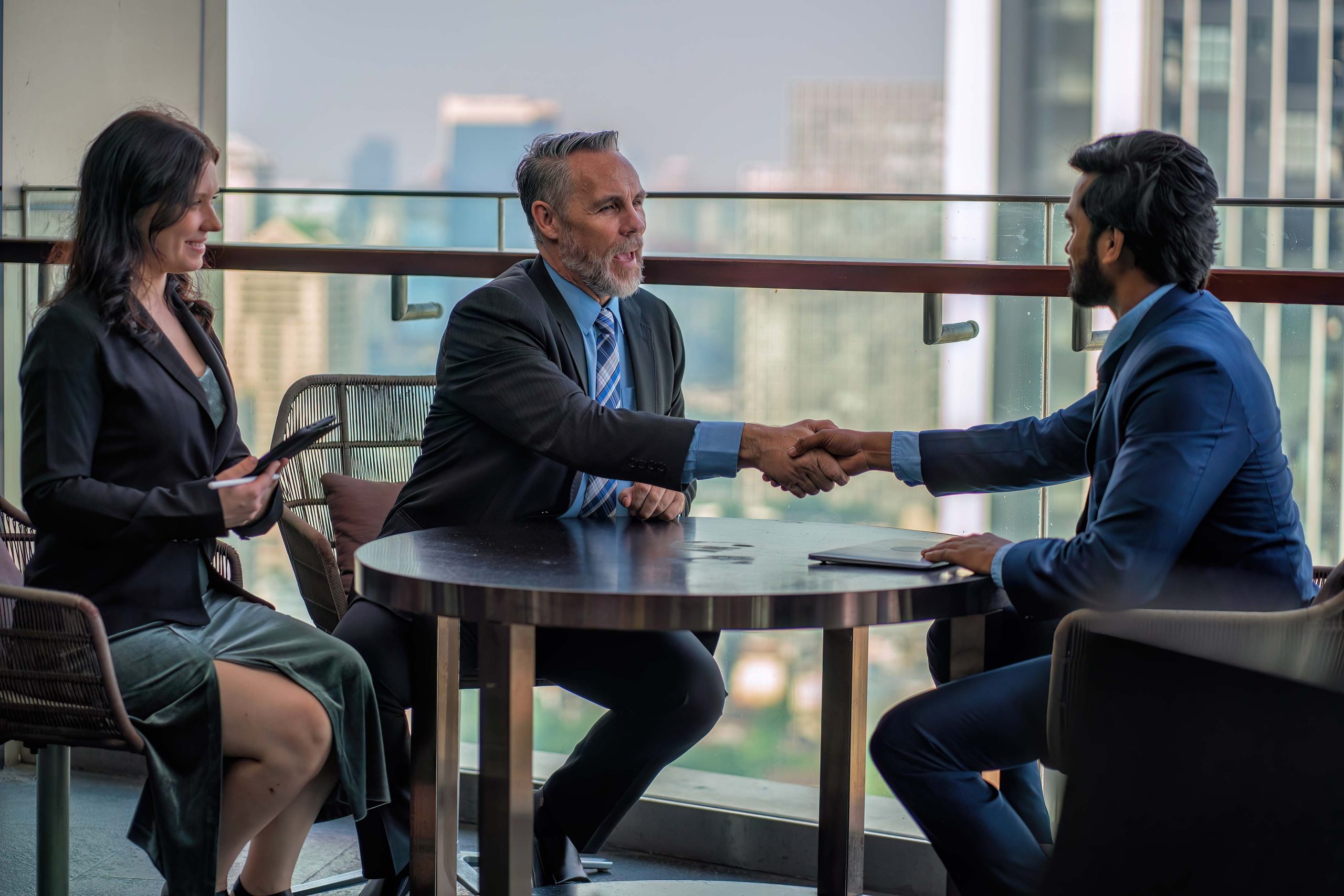 Strengthen b2b client bonds while two man and a woman discussing loyalty advantages